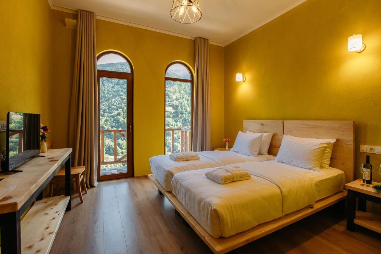 Отель Hotel Chateau Iveri Varjanisi